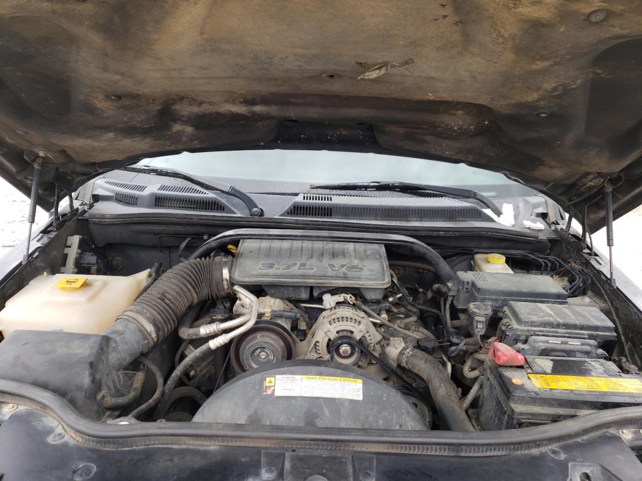 Photo 7 from auction – 2008 JEEP COMMANDER with VIN 1J8HH48K28C167584