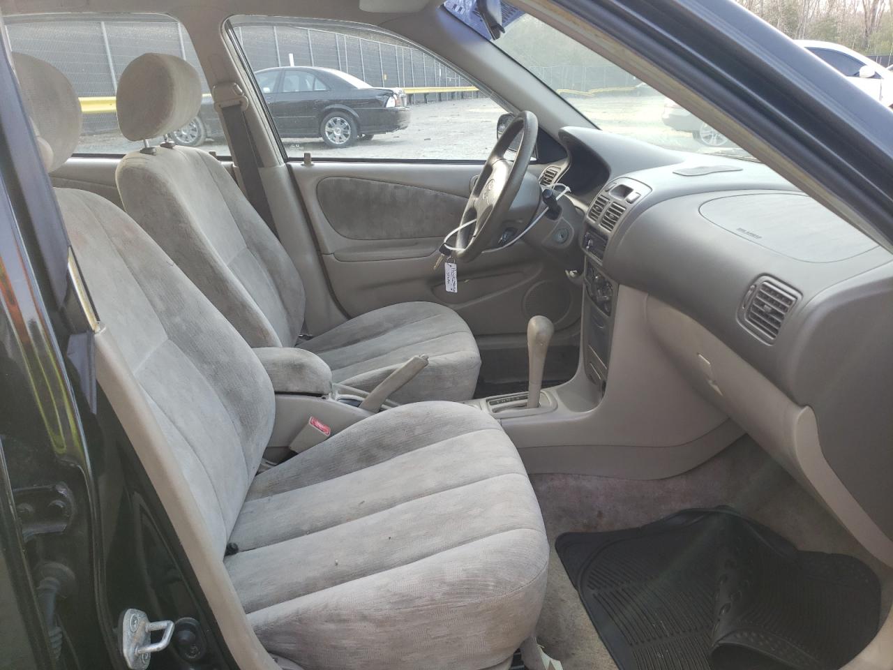 Zdjęcie 5 z aukcji – 2000 TOYOTA COROLLA VE z VIN 2T1BR18E2YC271955