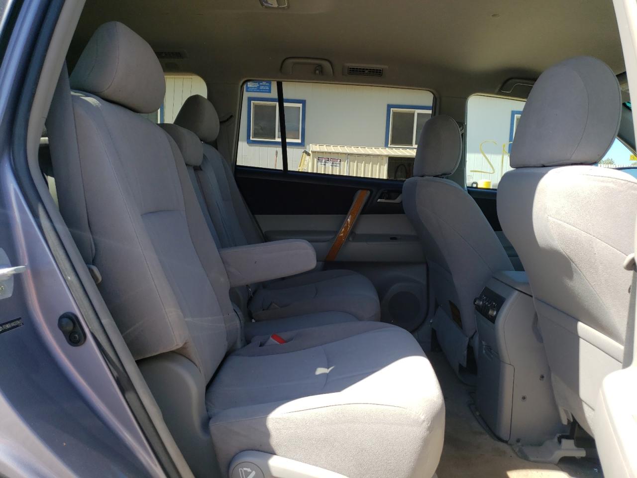 Foto 6 de la subasta – 2010 TOYOTA HIGHLANDER con VIN JTEBW3EHXA2039610