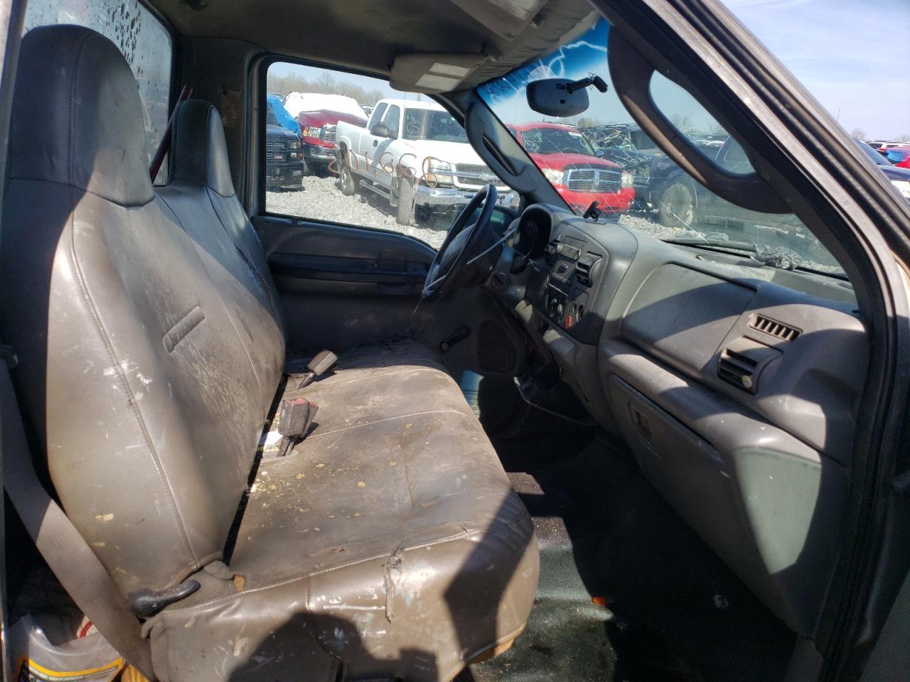 Photo 5 from auction – 2005 FORD F250 SUPER with VIN 1FTNF20595EB31496