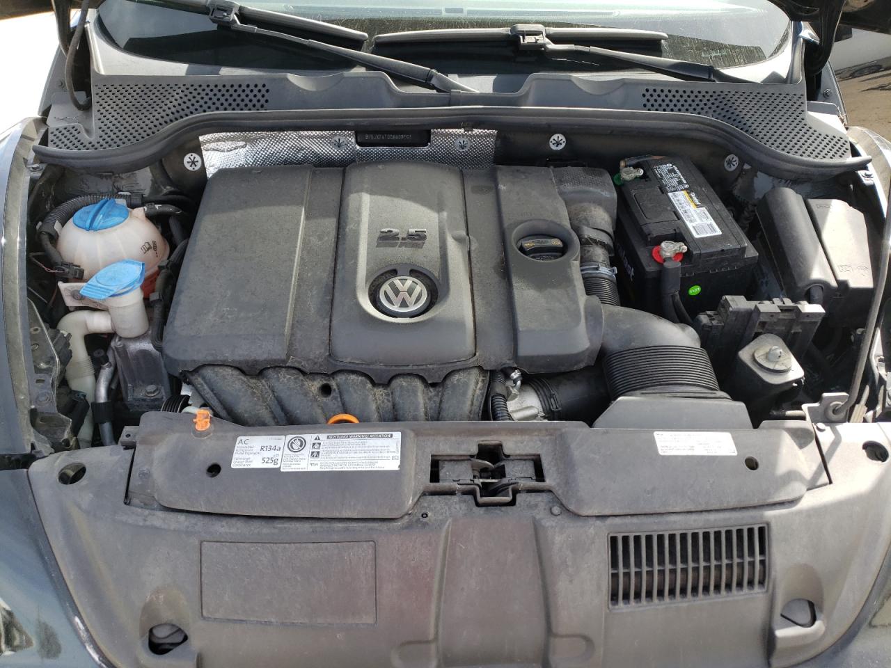 Photo 7 from auction – 2013 VOLKSWAGEN BEETLE with VIN 3VWJX7AT0DM603161