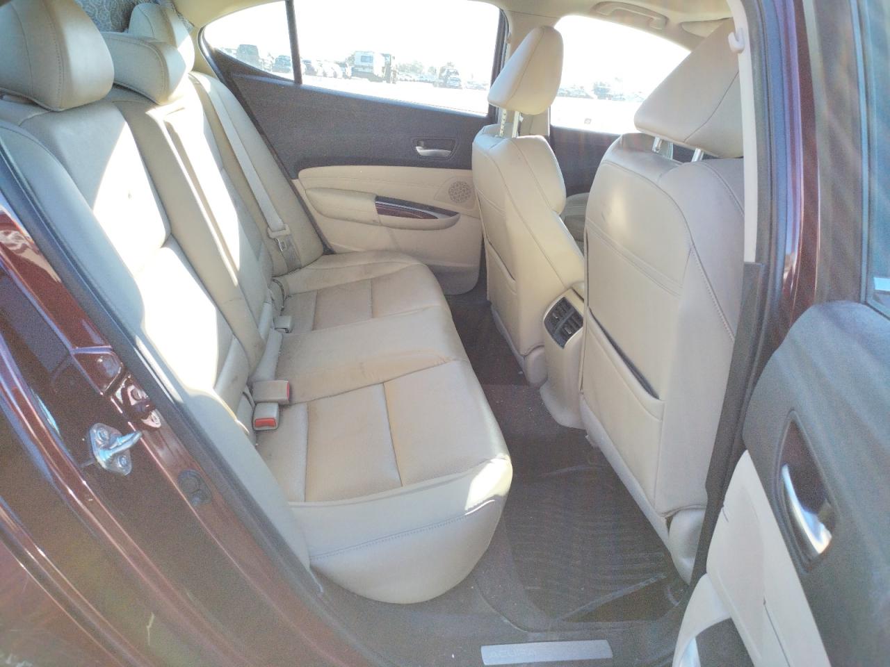 Photo 6 from auction – 2015 ACURA TLX TECH with VIN 19UUB2F5XFA001736