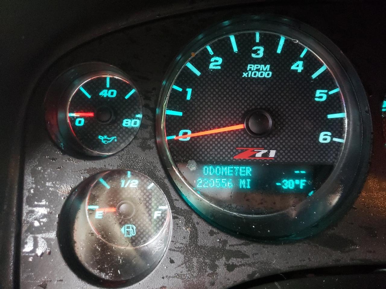 Photo 8 from auction – 2010 CHEVROLET AVALANCHE with VIN 3GNVKFE00AG249429