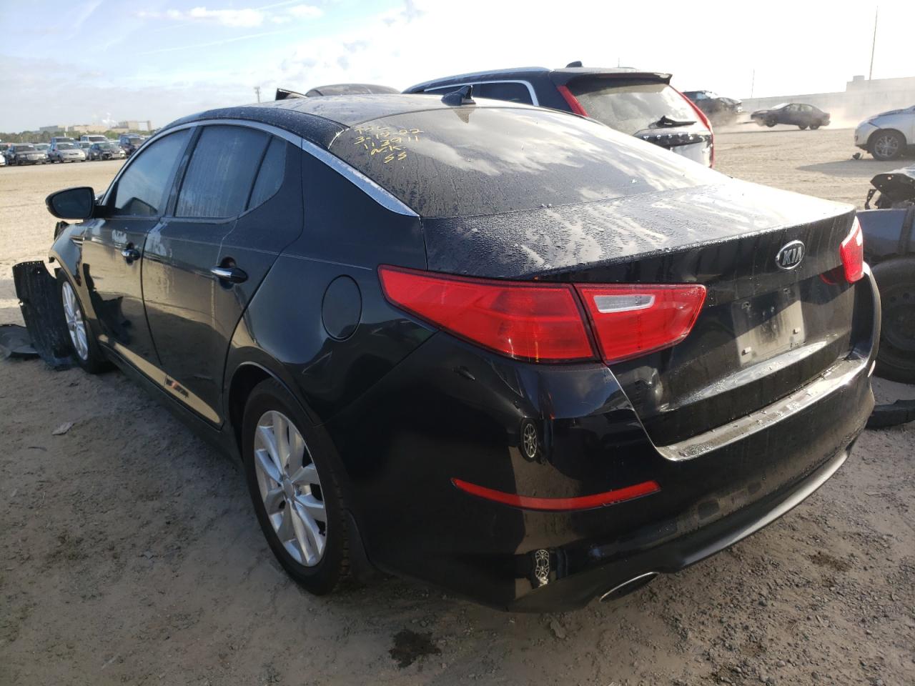Фото 3 с аукциона – 2015 KIA OPTIMA EX с VIN 5XXGN4A75FG516669