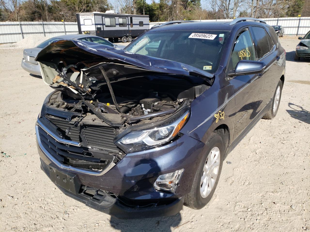 Photo 2 from auction – 2018 CHEVROLET EQUINOX with VIN 3GNAXJEV7JL104474