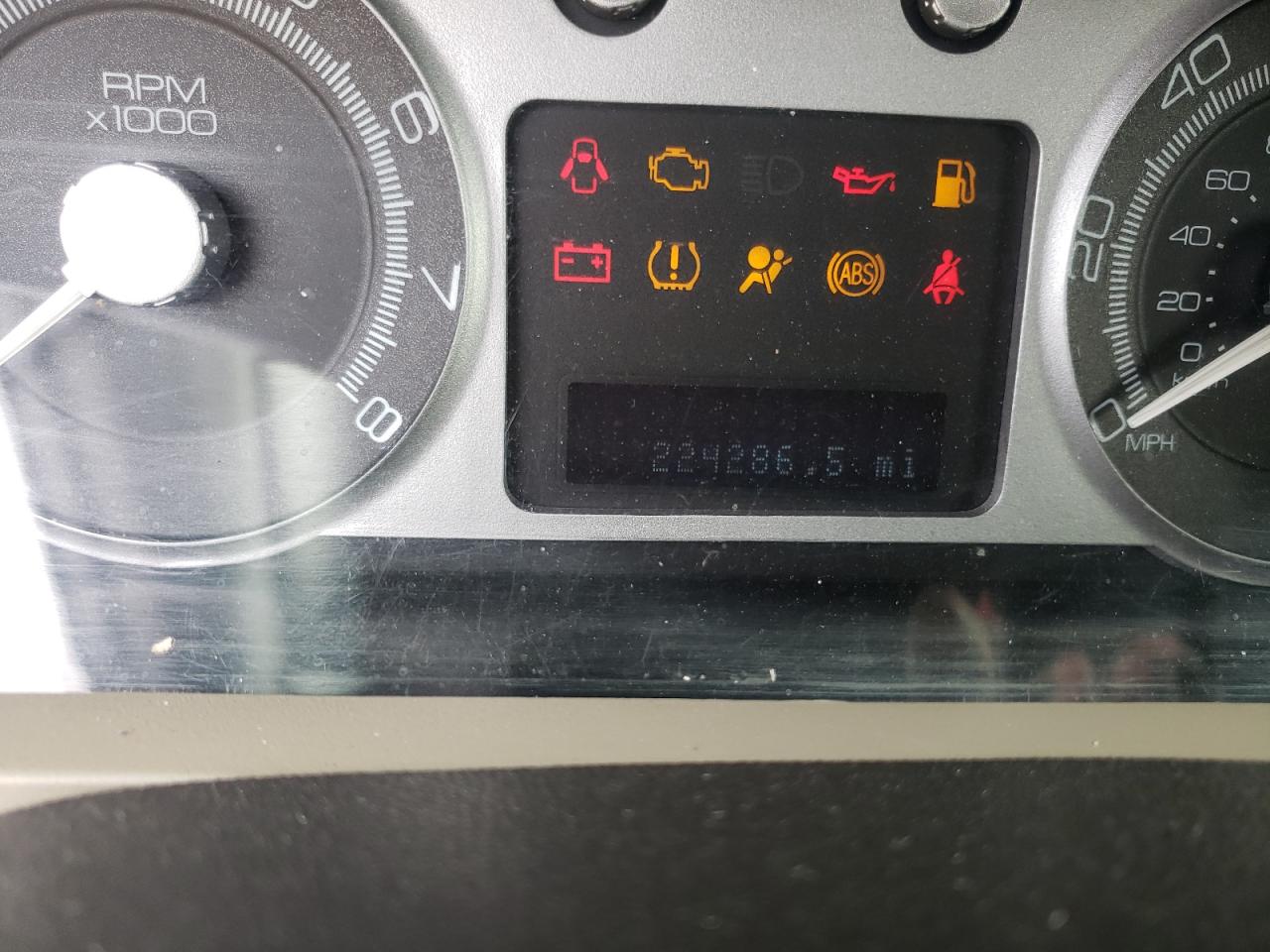 Photo 8 from auction – 2008 MERCURY MARINER PR with VIN 4M2CU97168KJ54727