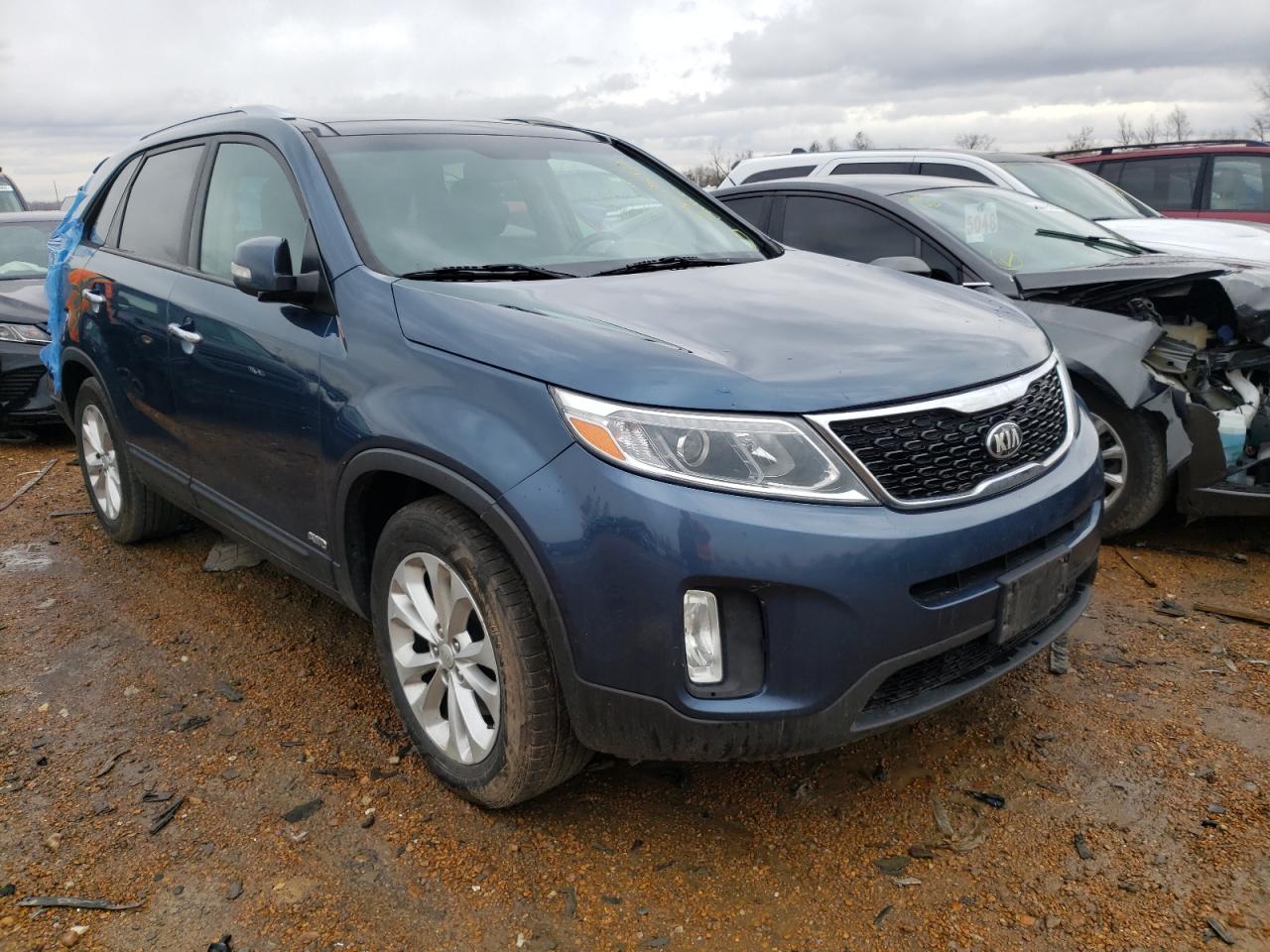Photo 1 from auction – 2014 KIA SORENTO EX with VIN 5XYKUDA71EG502615