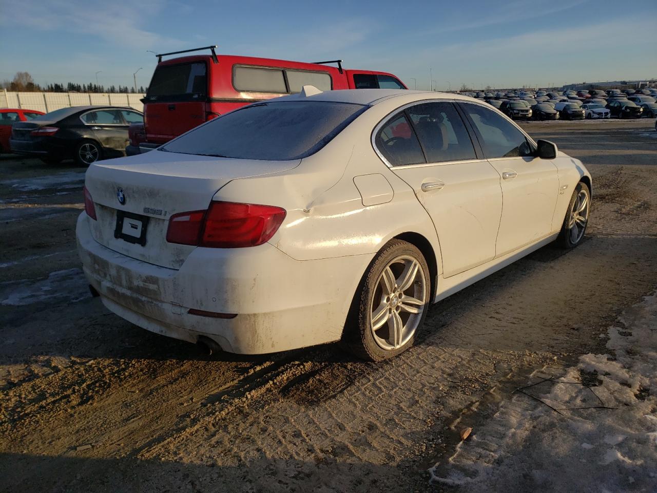 Photo 4 from auction – 2011 BMW 535 XI with VIN WBAFU7C54BC771901