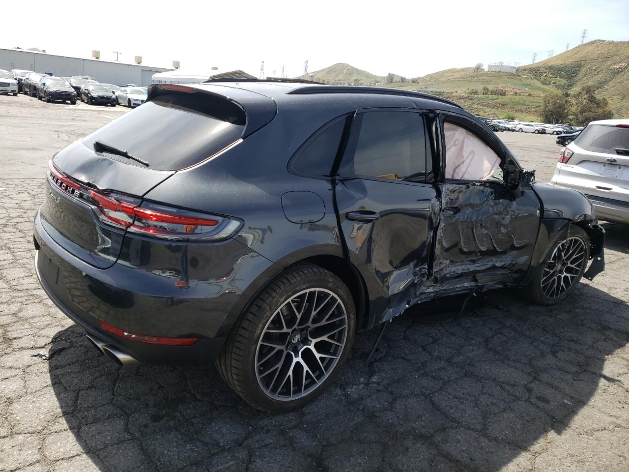 Photo 4 from auction – 2021 PORSCHE MACAN S with VIN WP1AB2A53MLB33312
