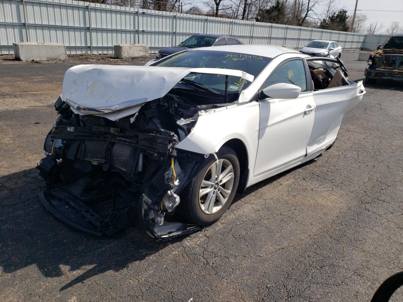 Photo 2 from auction – 2013 HYUNDAI SONATA GLS with VIN 5NPEB4AC0DH696013