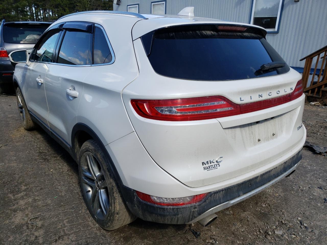 Photo 3 from auction – 2015 LINCOLN MKC with VIN 5LMTJ2AH2FUJ33217