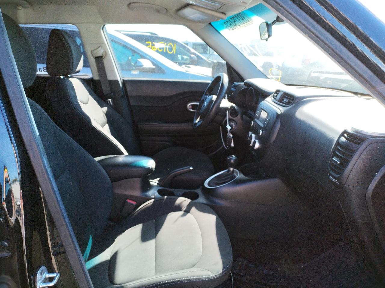 Photo 5 from auction – 2016 KIA SOUL with VIN KNDJN2A25G7347164