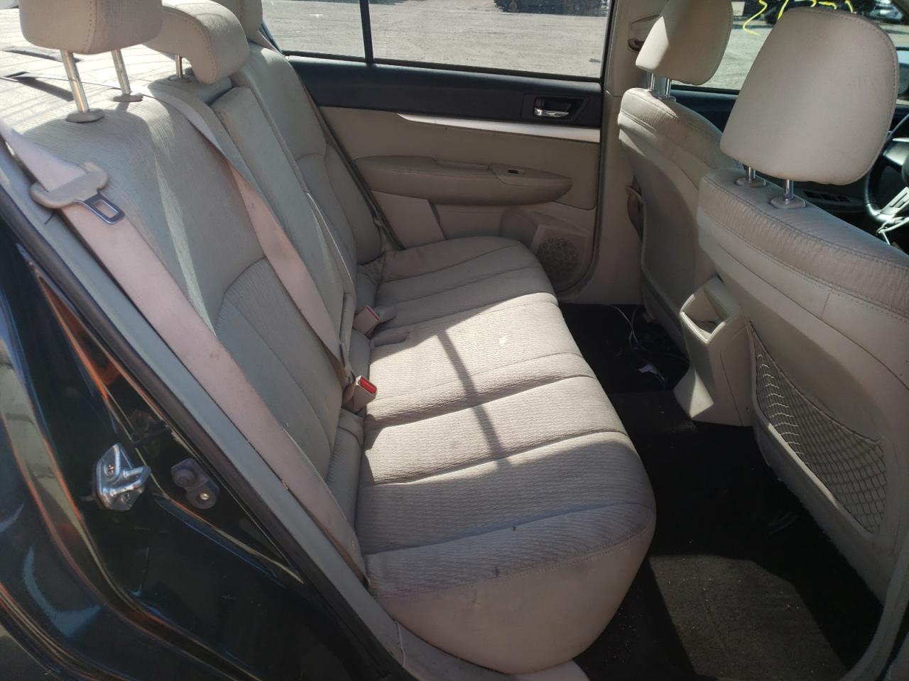 Photo 6 from auction – 2010 SUBARU LEGACY 2.5 with VIN 4S3BMBC61A3225178