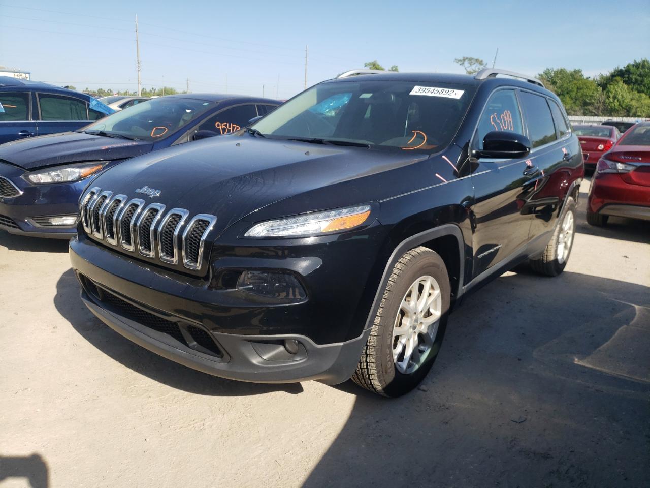 Photo 2 from auction – 2017 JEEP CHEROKEE L with VIN 1C4PJLCB5HW669562
