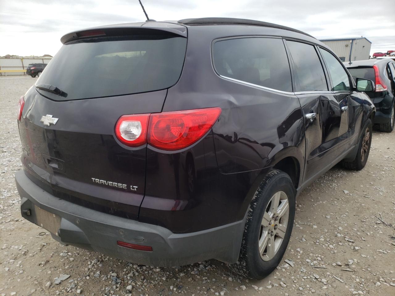 Photo 4 from auction – 2010 CHEVROLET TRAVERSE L with VIN 1GNLVFED9AS122611