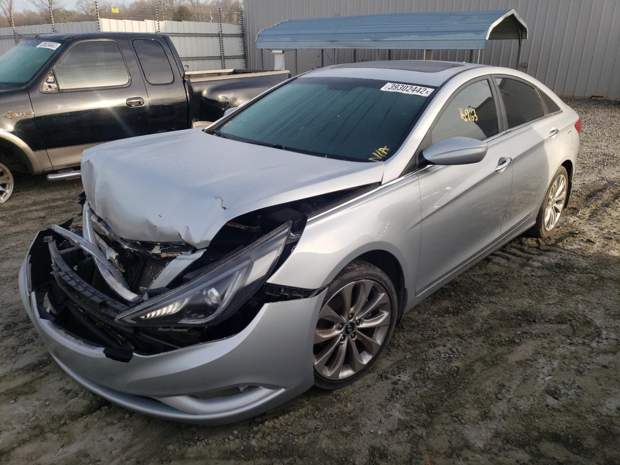 Photo 2 from auction – 2013 HYUNDAI SONATA SE with VIN 5NPEC4AC1DH665558