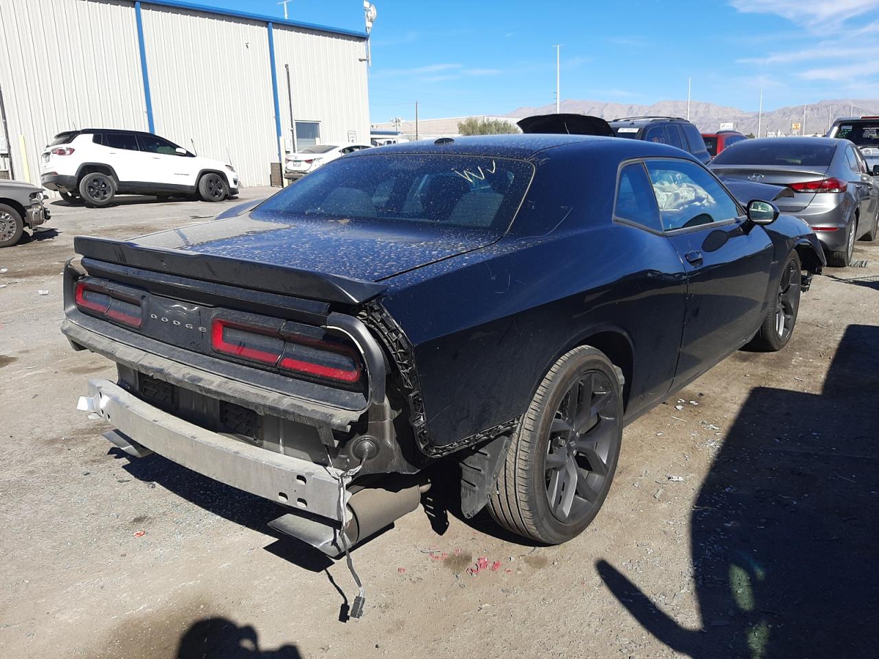 Photo 4 from auction – 2019 DODGE CHALLENGER with VIN 2C3CDZBTXKH660871