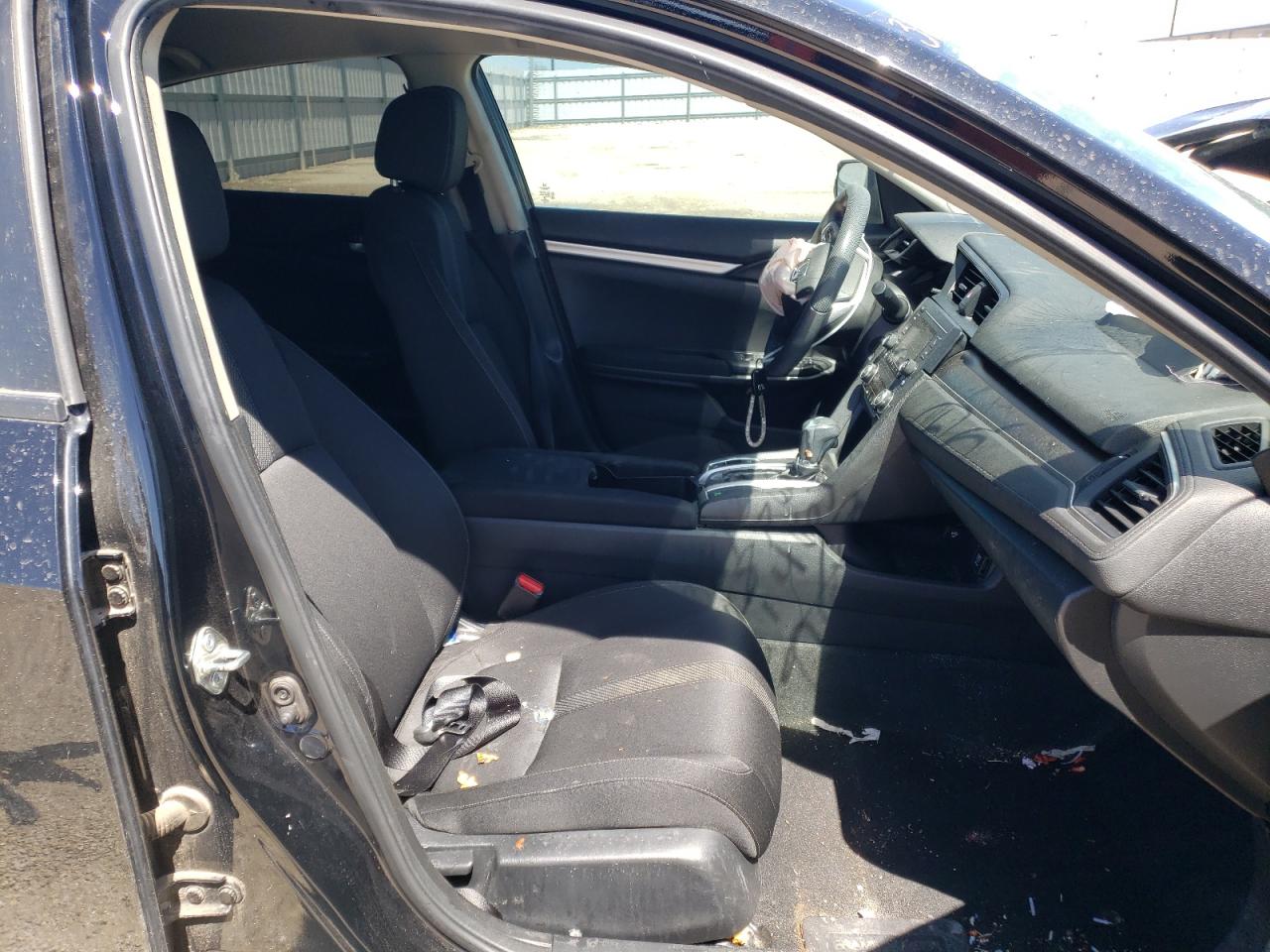 Photo 5 from auction – 2016 HONDA CIVIC LX with VIN 19XFC2F52GE051467
