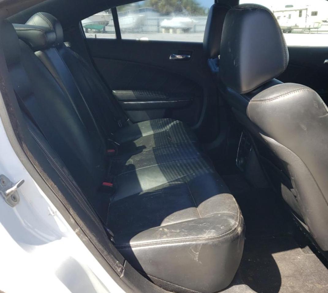 Photo 6 from auction – 2013 DODGE CHARGER R/ with VIN 2C3CDXCT2DH579658