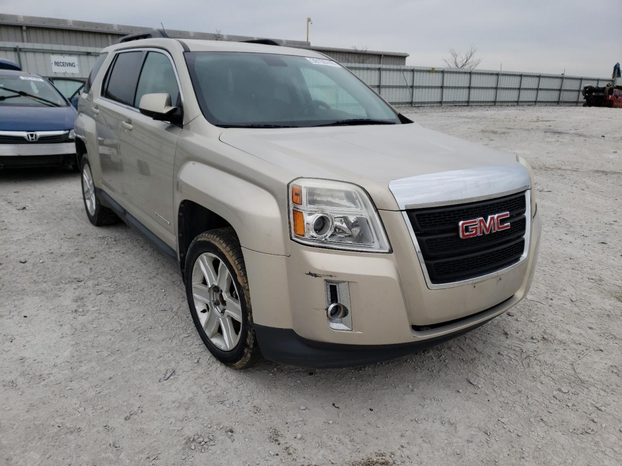 GMC TERRAIN SL 2011 with VIN 2CTALUEC7B6418012 - Photo from auction