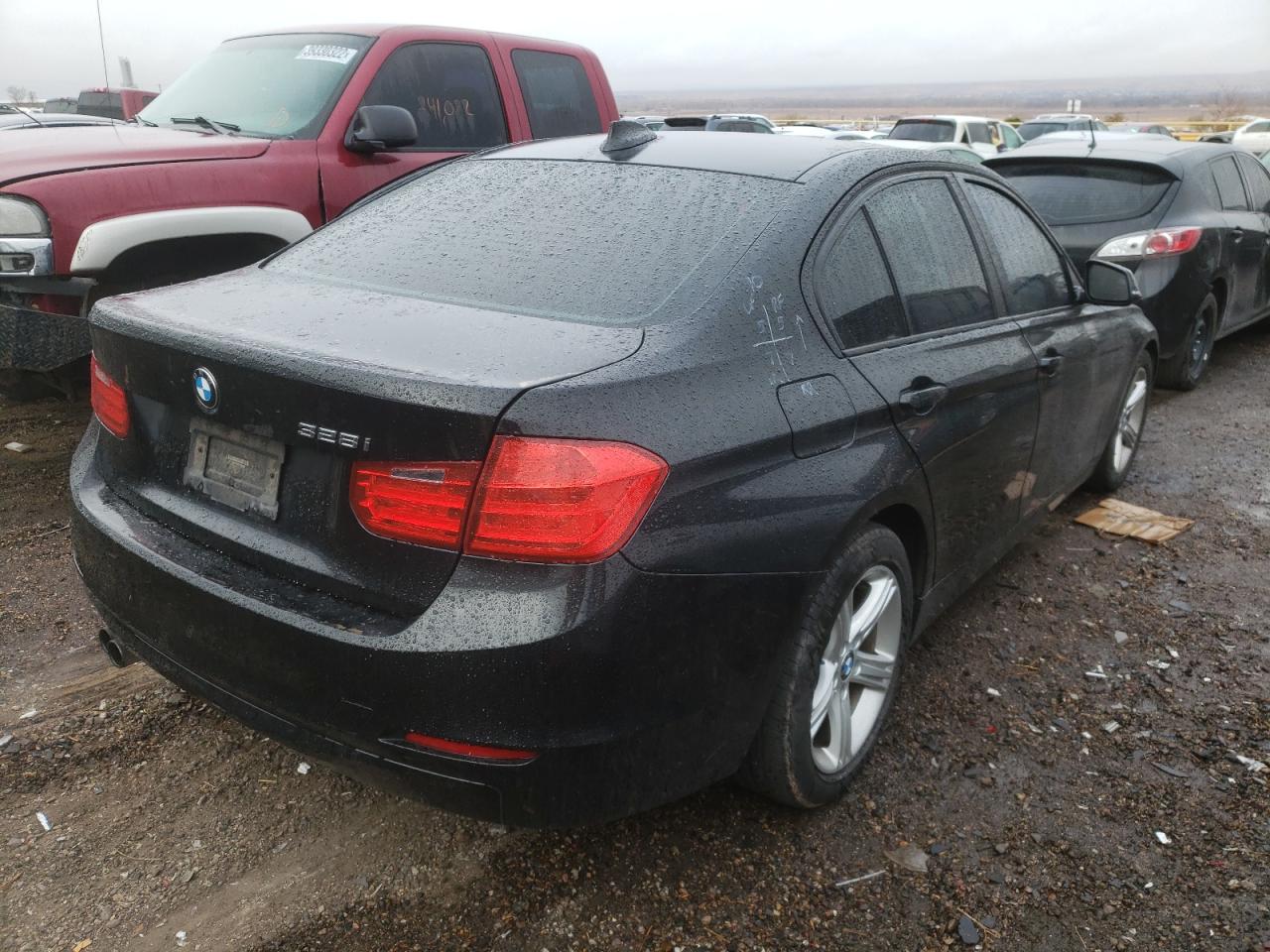 Photo 4 from auction – 2013 BMW 328 I with VIN WBA3A5C56DF353230