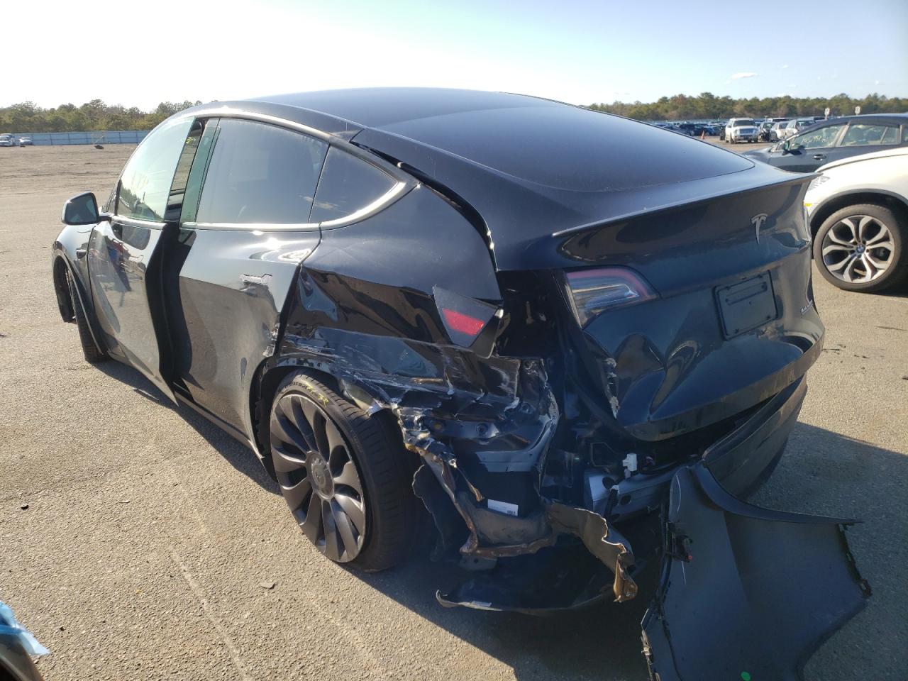 Photo 3 from auction – 2021 TESLA MODEL Y with VIN 5YJYGDEF6MF256248