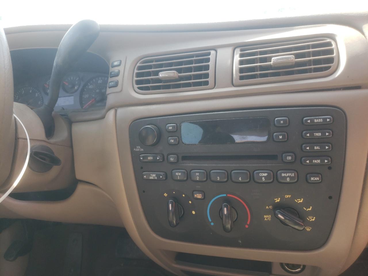 Photo 9 from auction – 2005 FORD TAURUS SE with VIN 1FAFP53255A136664