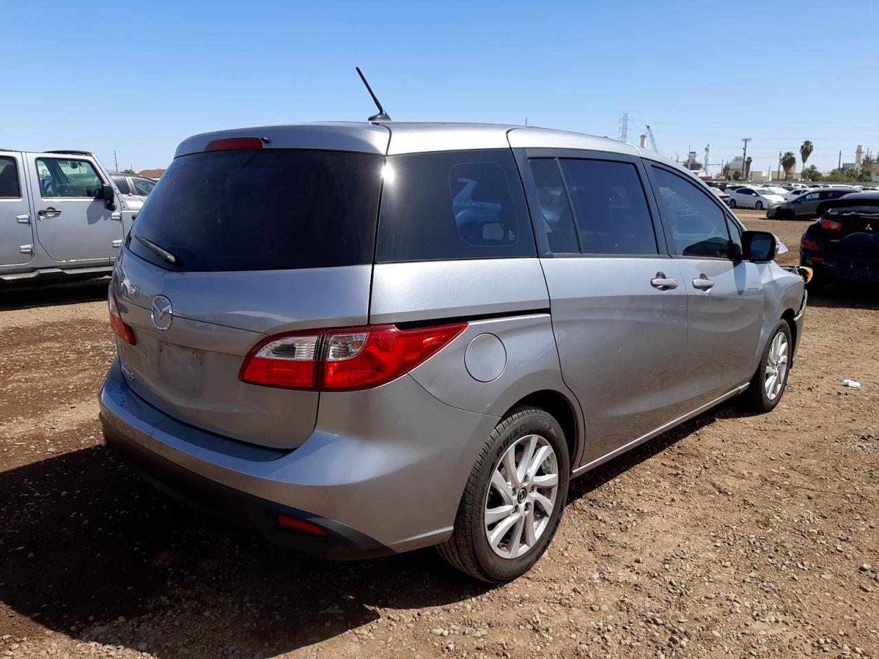 Photo 4 from auction – 2015 MAZDA 5 SPORT with VIN JM1CW2BL5F0185718