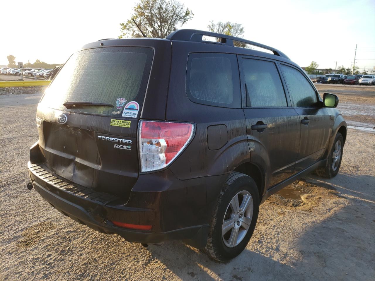 Photo 4 from auction – 2013 SUBARU FORESTER 2 with VIN JF2SHABC4DH406841