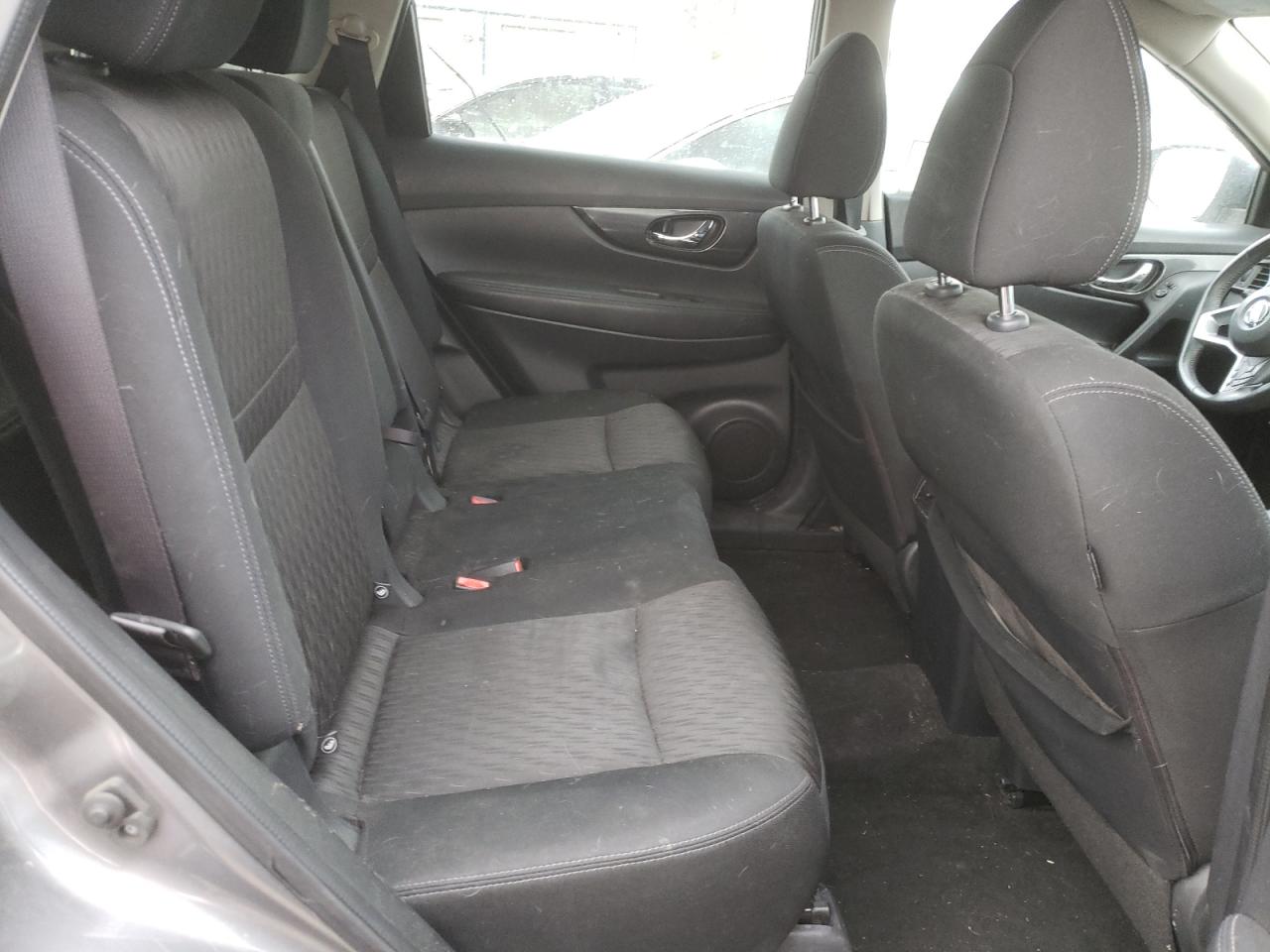 Photo 6 from auction – 2017 NISSAN ROGUE S with VIN KNMAT2MT9HP514444