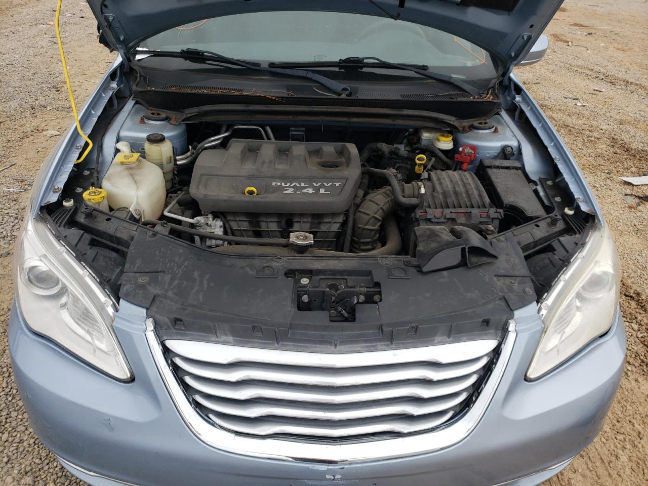 Photo 7 from auction – 2013 CHRYSLER 200 LX with VIN 1C3CCBAB8DN669839