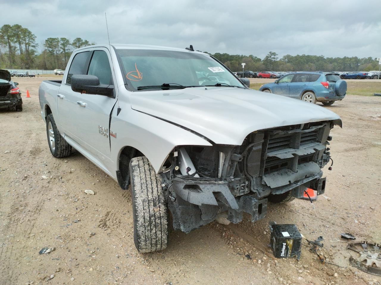 RAM 1500 SLT 2018 with VIN 3C6RR6LT8JG210159 - Photo from auction