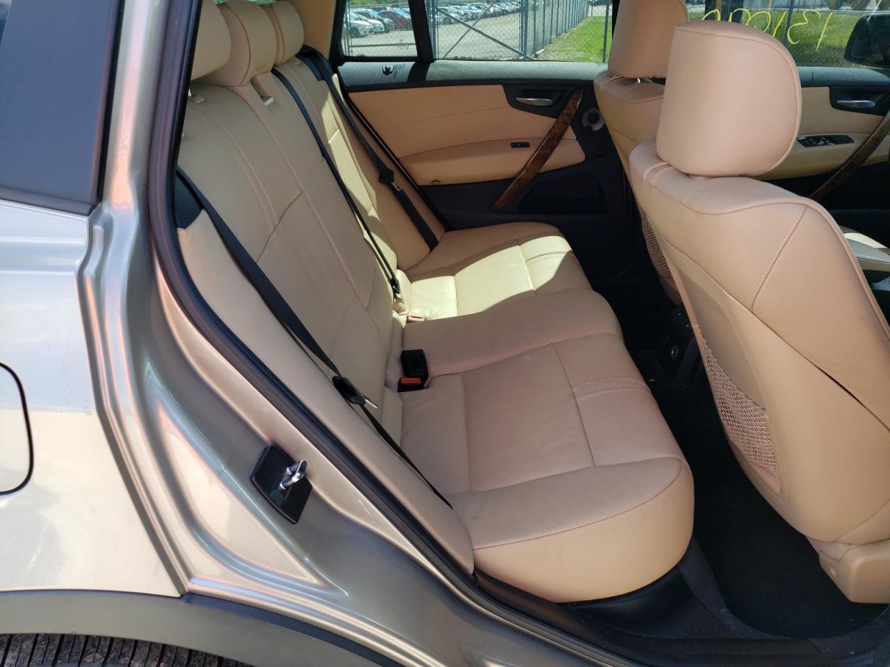Photo 6 from auction – 2007 BMW X3 3.0SI with VIN WBXPC934X7WF26271