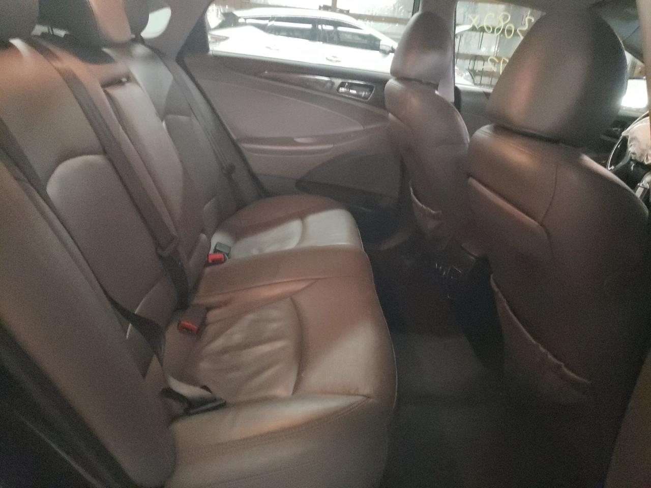 Photo 6 from auction – 2012 HYUNDAI SONATA SE with VIN 5NPEC4AC8CH450449