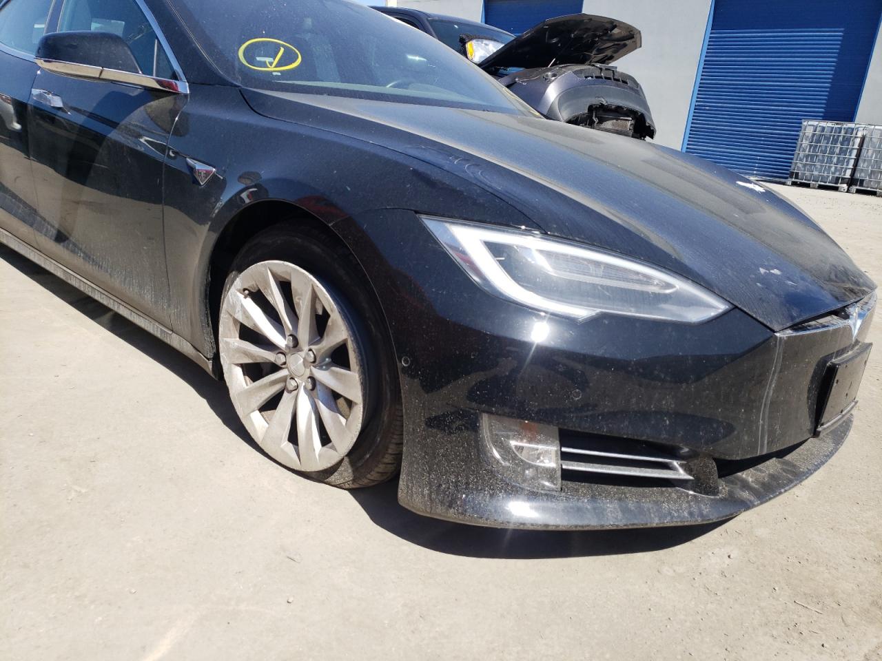 Photo 9 from auction – 2018 TESLA MODEL S with VIN 5YJSA1E29JF286536