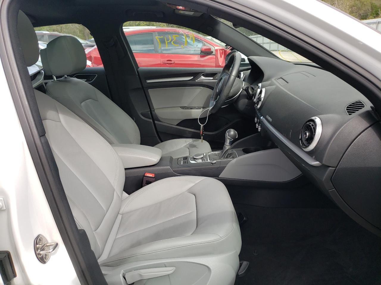 Photo 5 from auction – 2019 AUDI A3 PREMIUM with VIN WAUBEGFF0K1021701