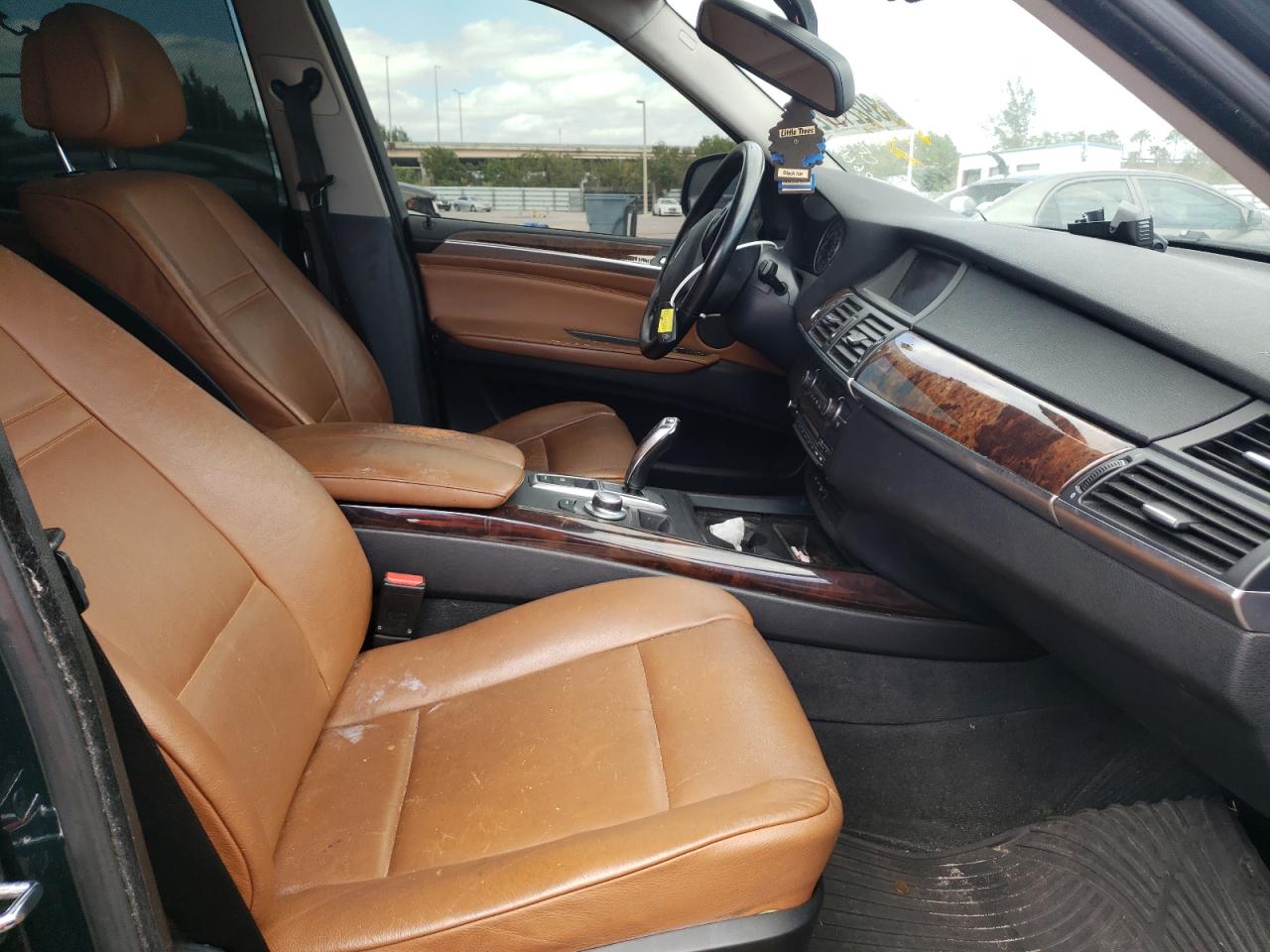 Photo 5 from auction – 2009 BMW X5 XDRIVE3 with VIN 5UXFE43599L266184