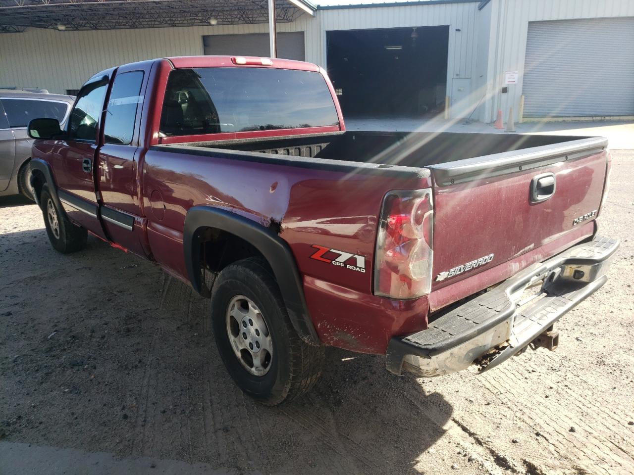 Photo 3 from auction – 2004 CHEVROLET SILVERADO with VIN 1GCEK19T54E399967