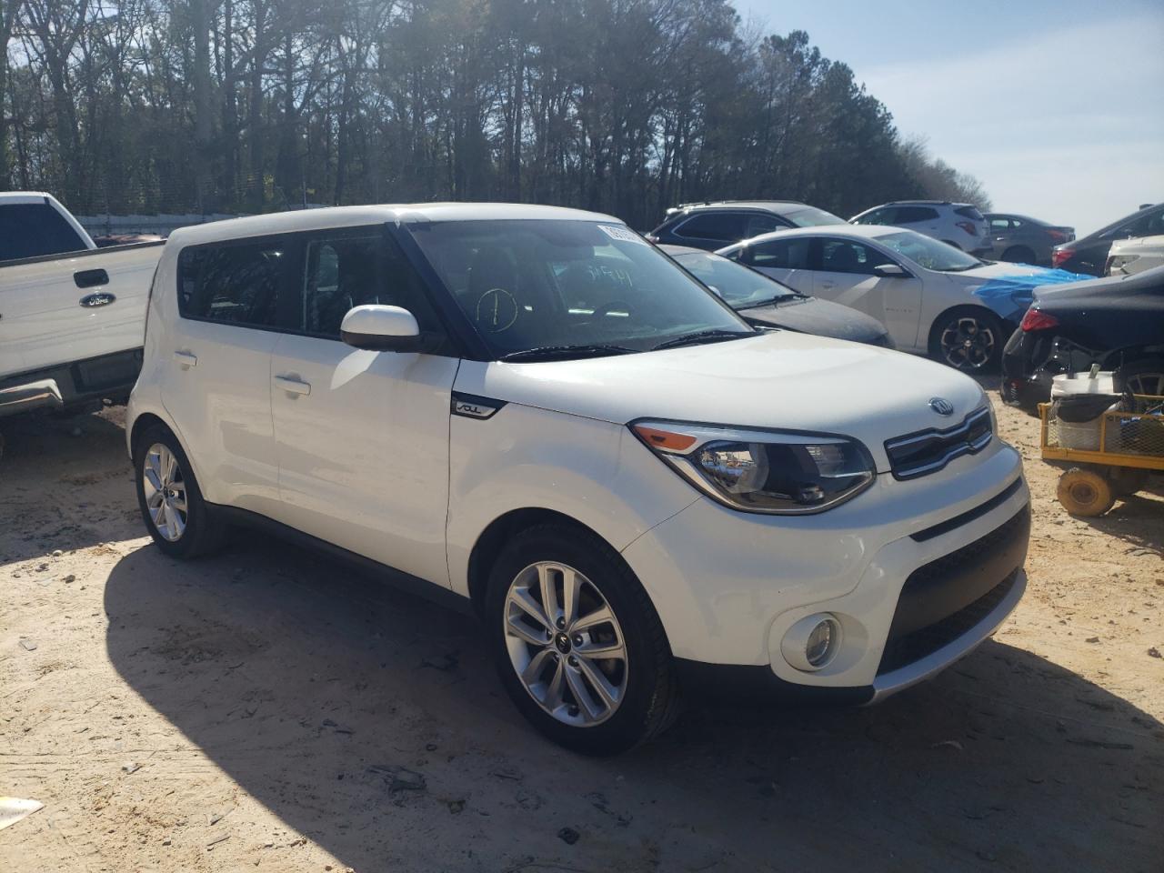 KIA SOUL + 2017 with VIN KNDJP3A53H7444357 - Photo from auction