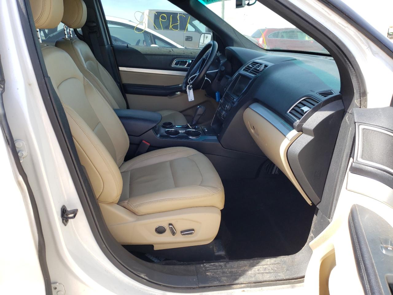 Photo 5 from auction – 2016 FORD EXPLORER X with VIN 1FM5K7D86GGA34305