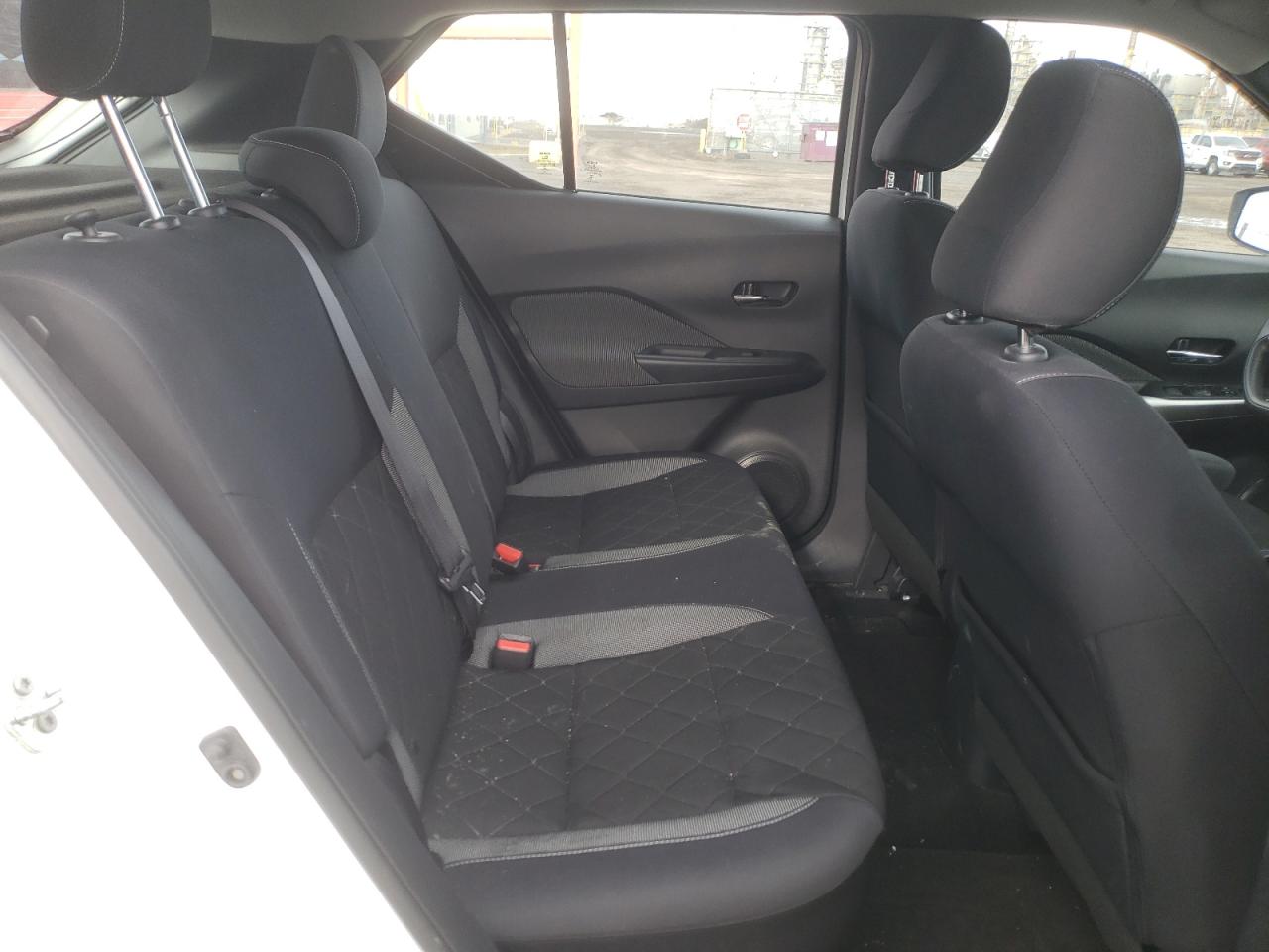 Photo 6 from auction – 2019 NISSAN KICKS S with VIN 3N1CP5CU3KL536664