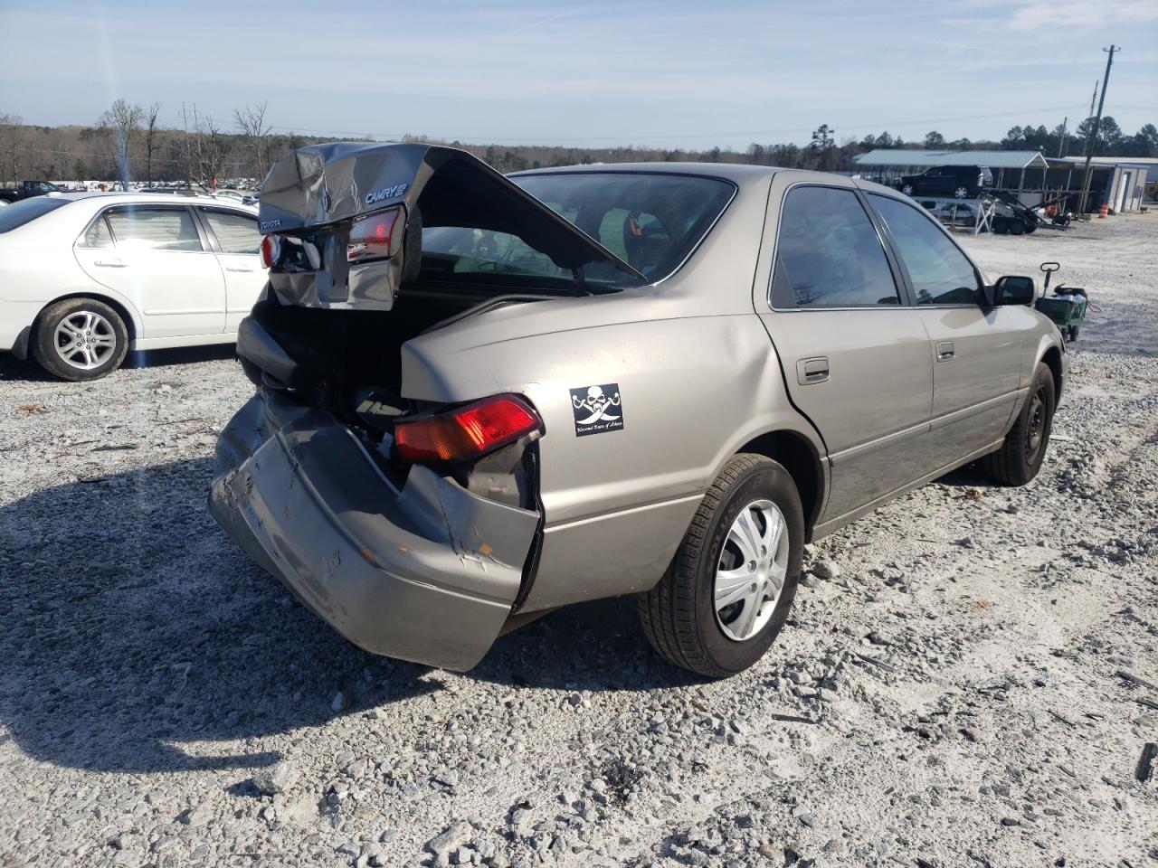 Photo 4 from auction – 1997 TOYOTA CAMRY CE with VIN 4T1BG22K4VU173384