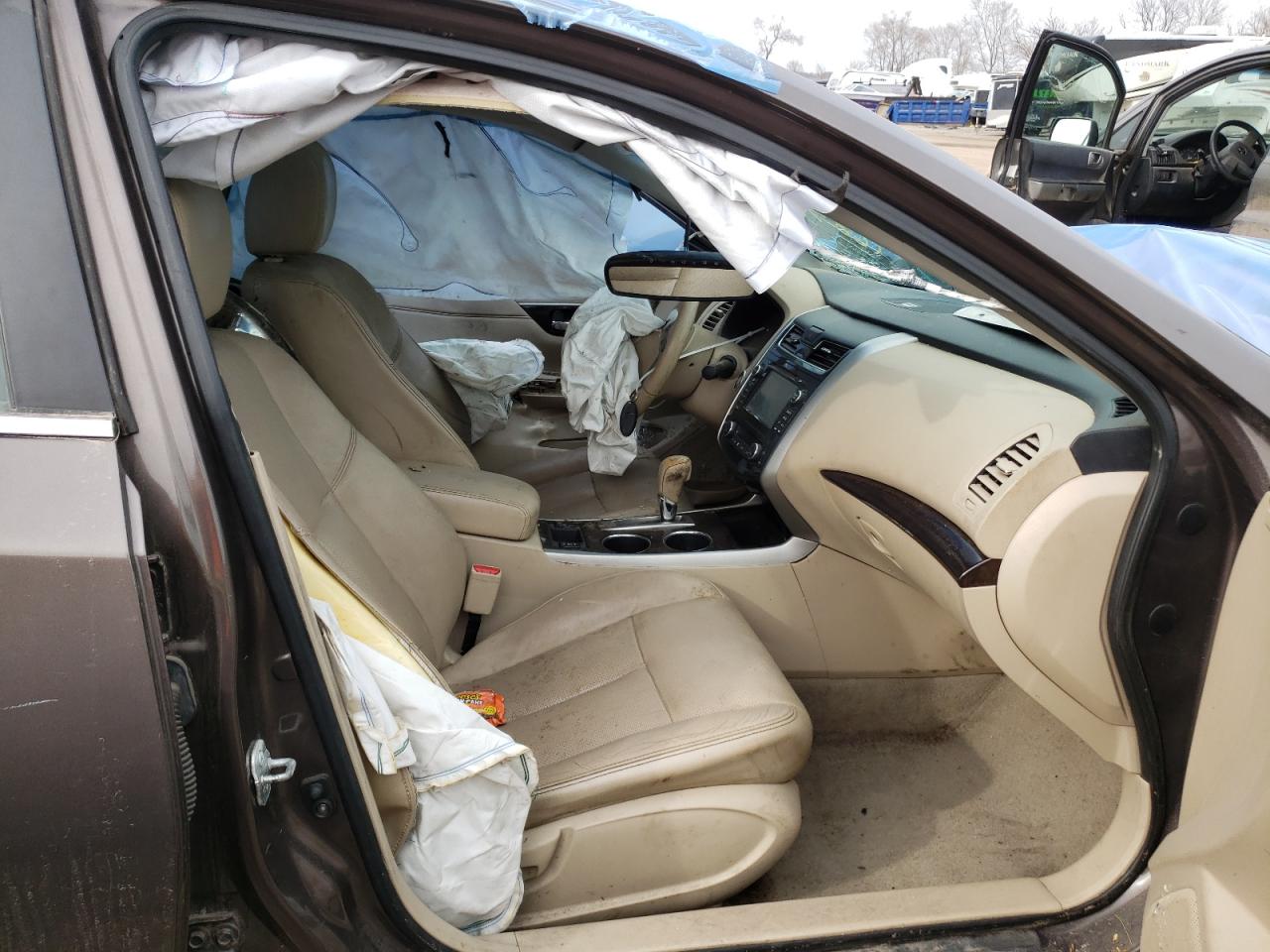 صورة رقم 5 من المزاد - 2014 NISSAN ALTIMA 2.5 مع VIN 1N4AL3AP1EC160750