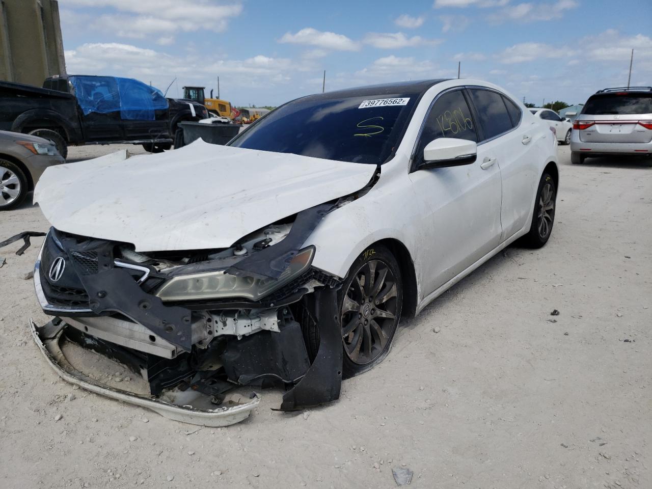 Foto 2 de la subasta – 2015 ACURA TLX TECH con VIN 19UUB1F55FA019216
