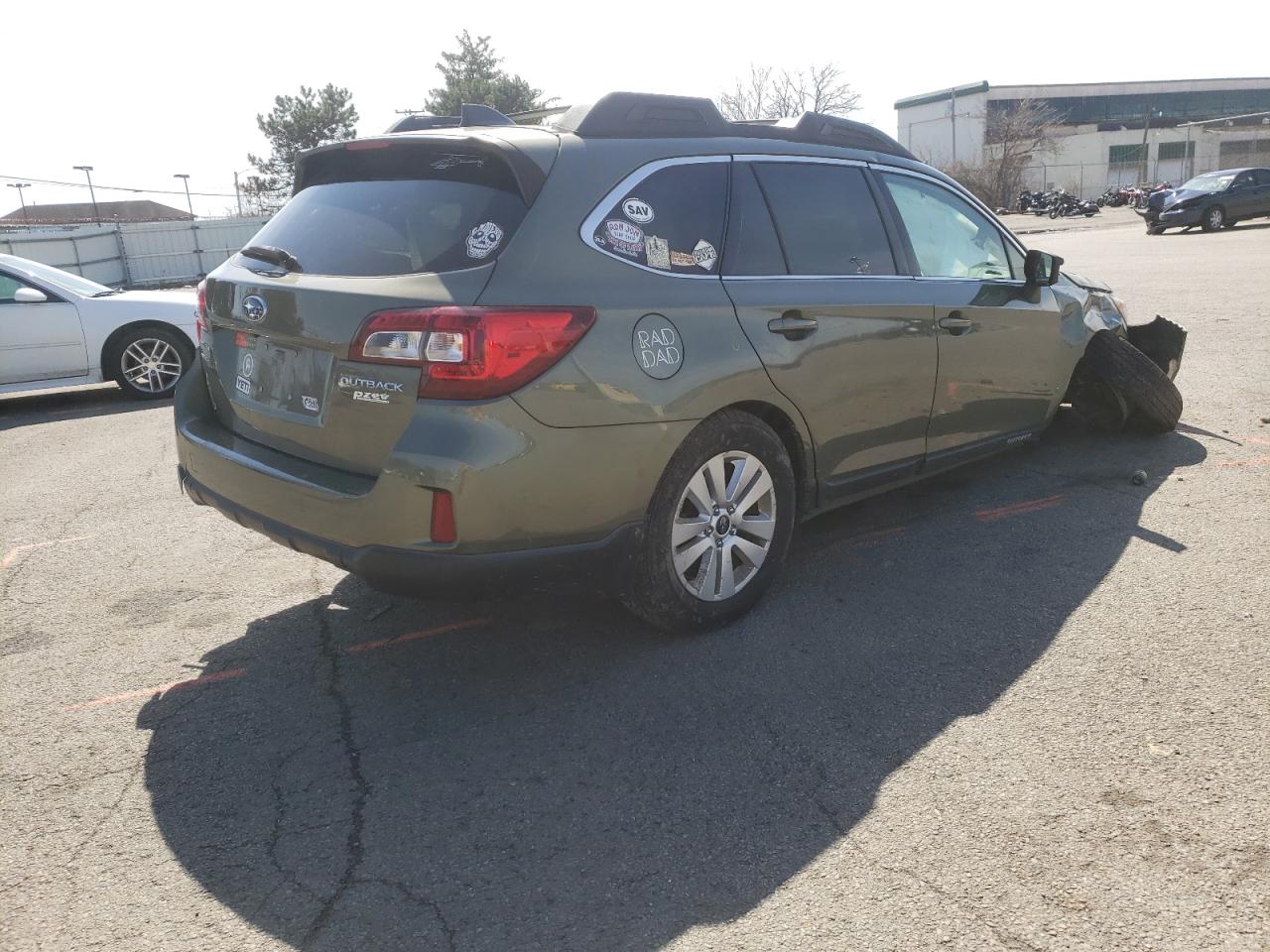 Photo 4 from auction – 2017 SUBARU OUTBACK 2. with VIN 4S4BSADC1H3281633