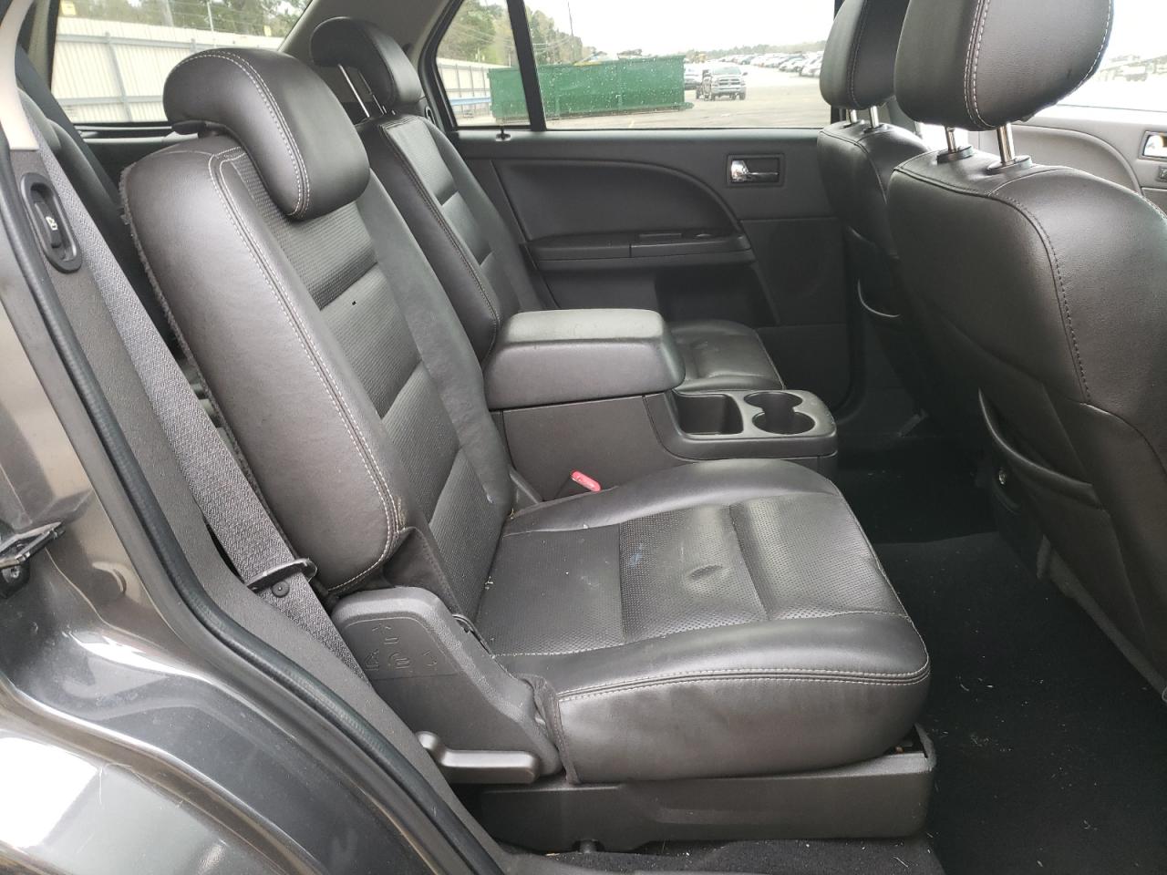 Photo 6 from auction – 2008 FORD TAURUS X L with VIN 1FMDK06W18GA31375