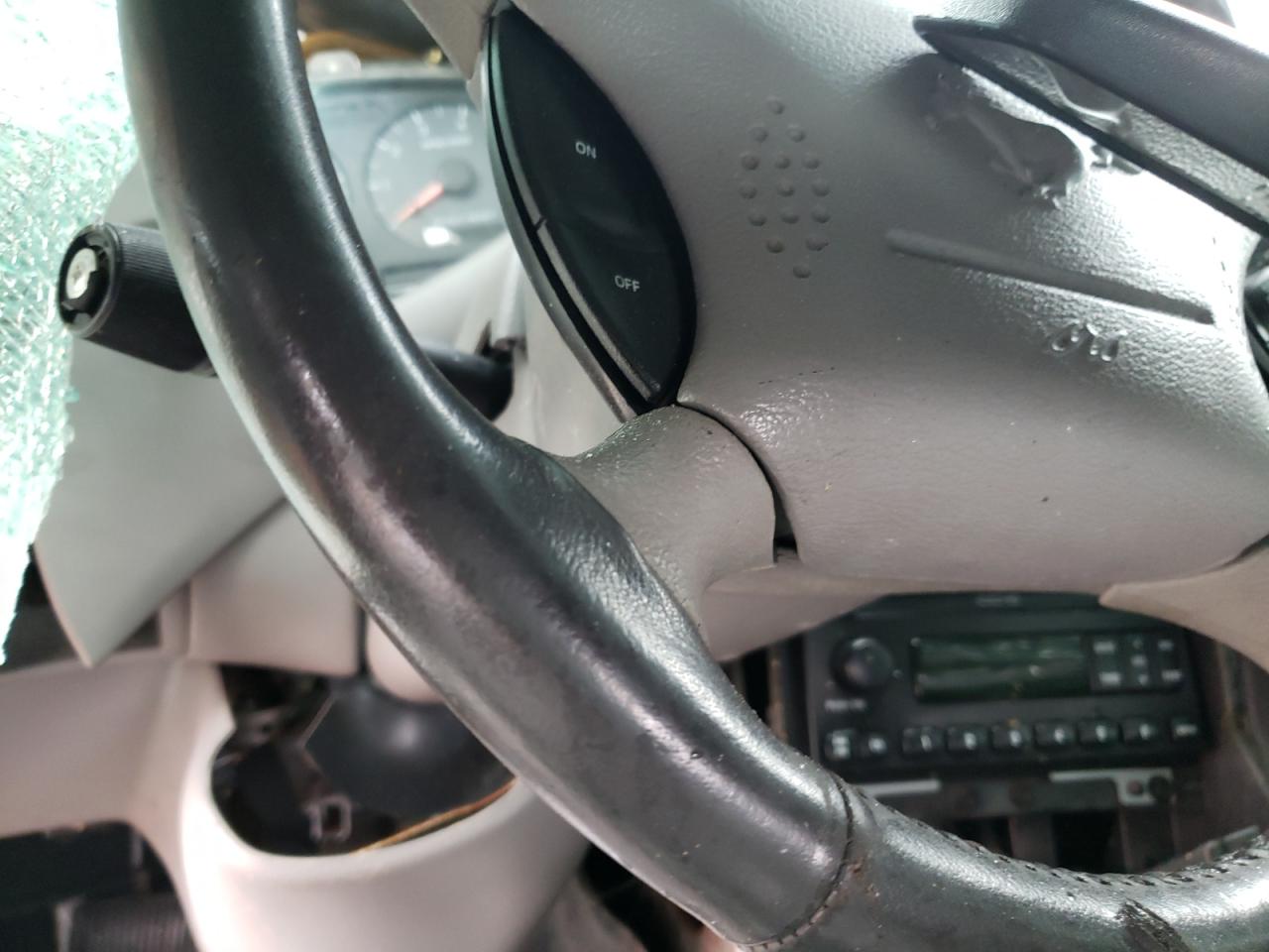 Photo 8 from auction – 2001 FORD MUSTANG with VIN 1FAFP40461F111981