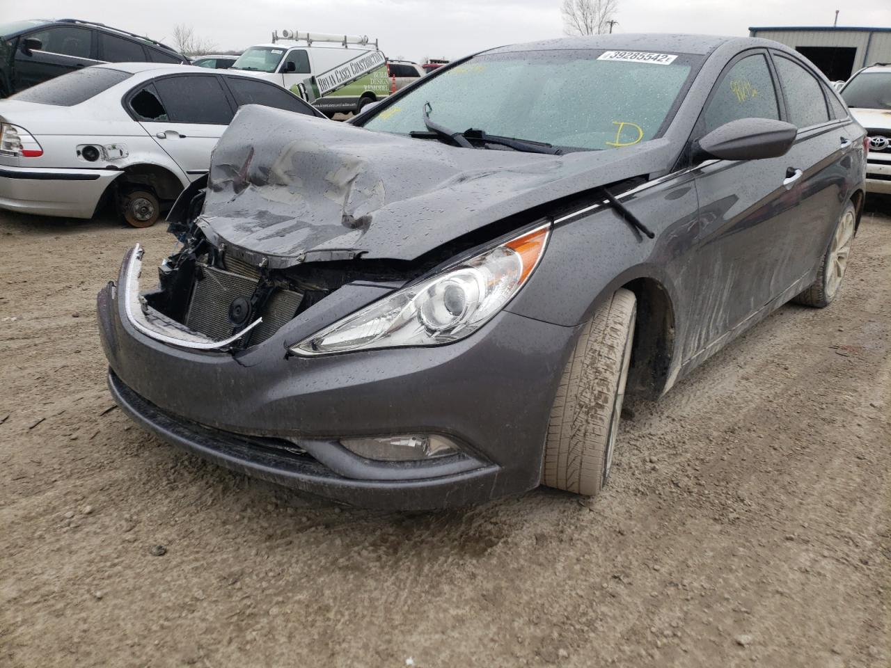 Photo 2 from auction – 2011 HYUNDAI SONATA SE with VIN 5NPEC4AC0BH076059