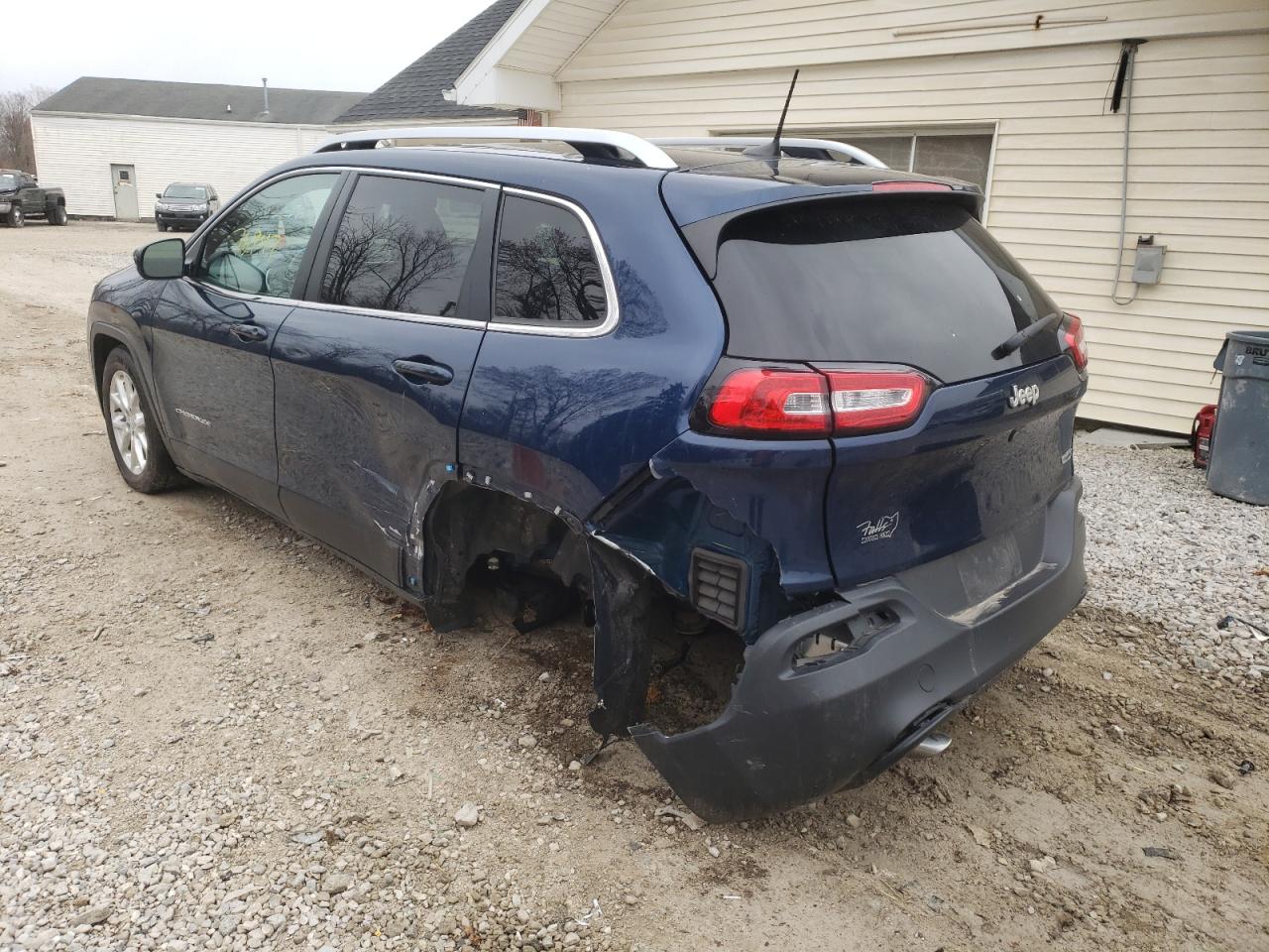 Photo 3 from auction – 2018 JEEP CHEROKEE L with VIN 1C4PJLLB0JD519036