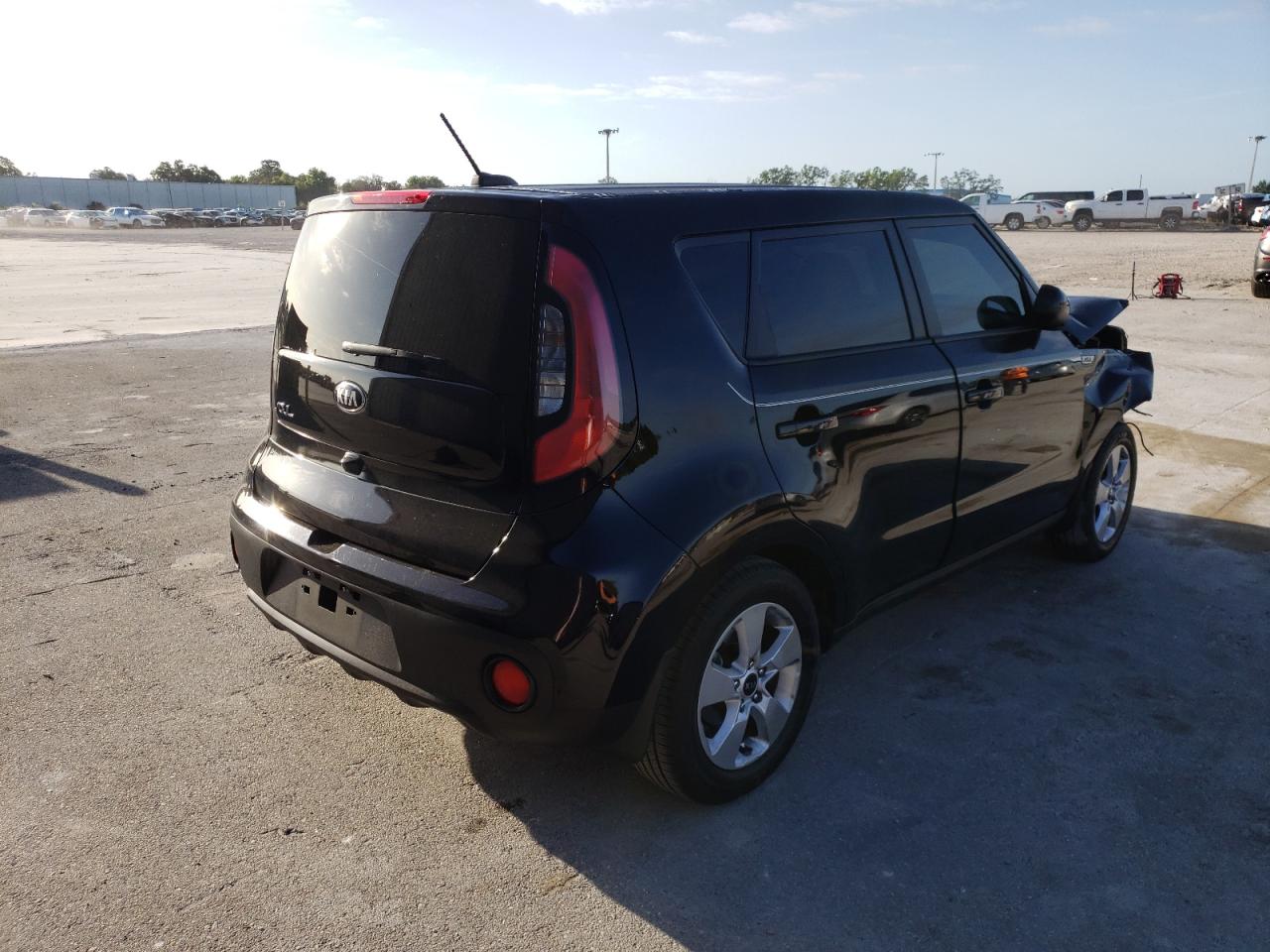 Photo 4 from auction – 2019 KIA SOUL with VIN KNDJN2A24K7688662